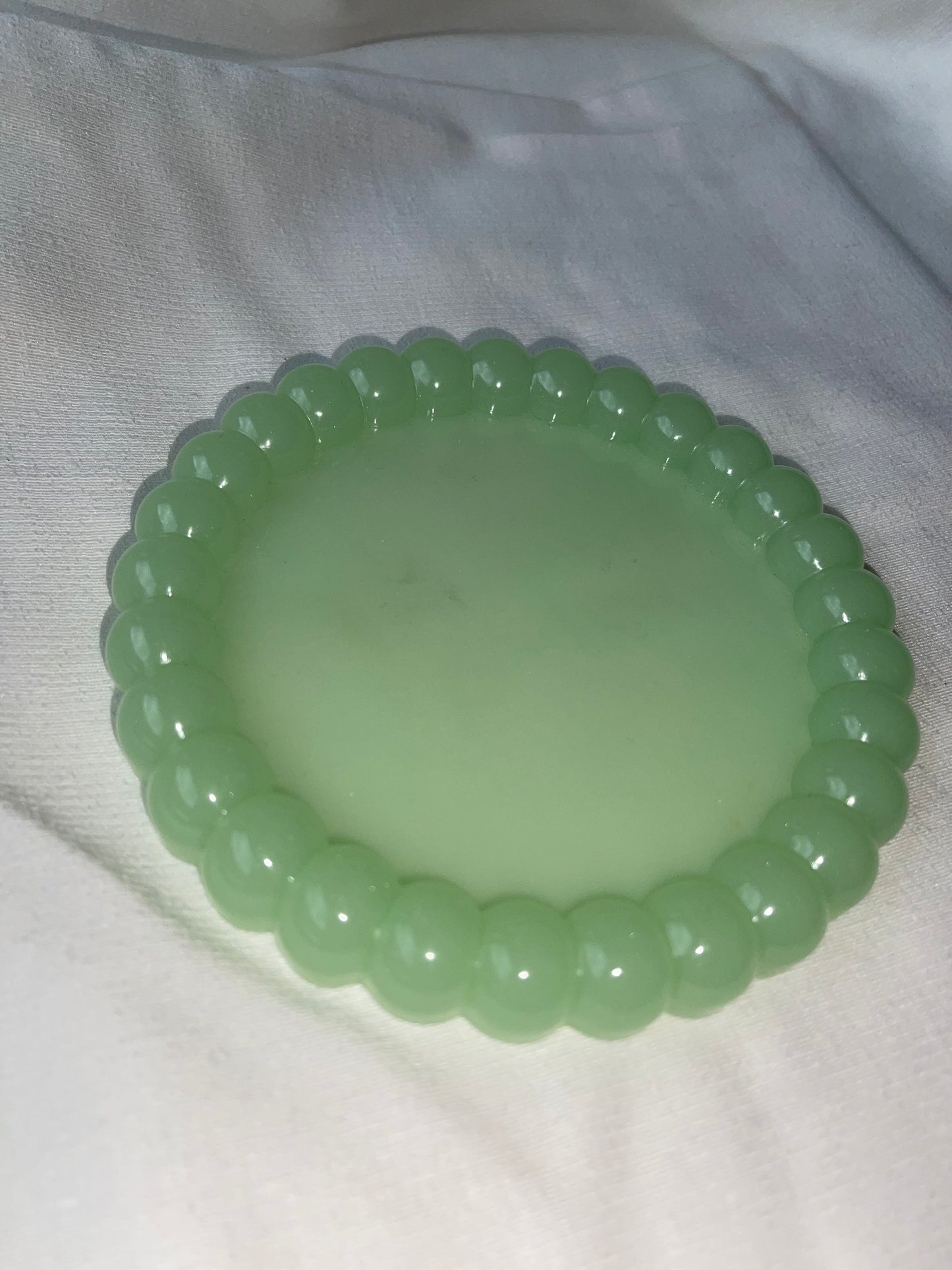 Round plate