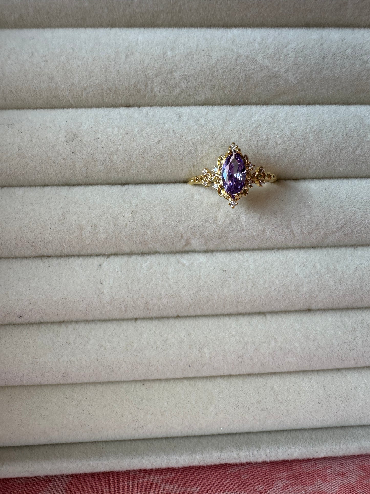 Ring Issi
