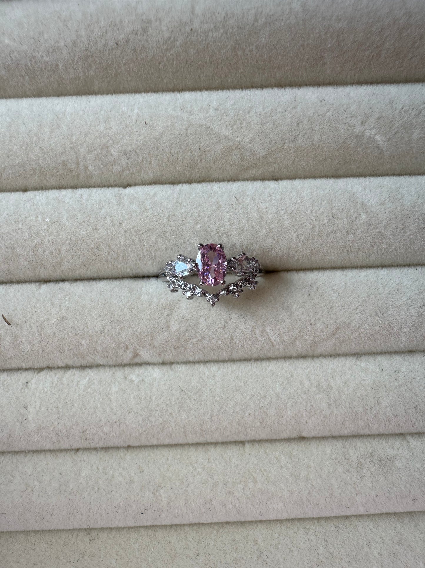 Ring Sara