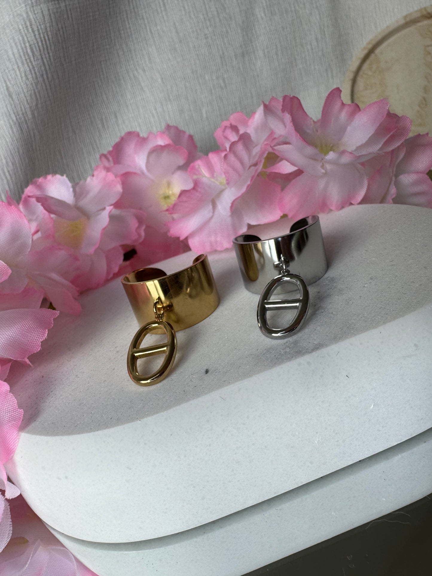 Rings Flora